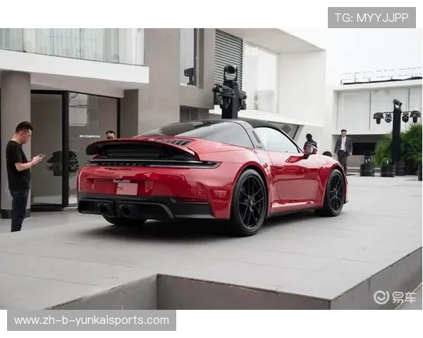 163.3万起!新款保时捷双车国内首发亮相,颜值更亮眼,来看看升级了哪些地方…